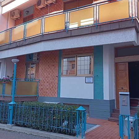 Divenere Carbonara - Locazione Turistica Appartement Bari Buitenkant foto