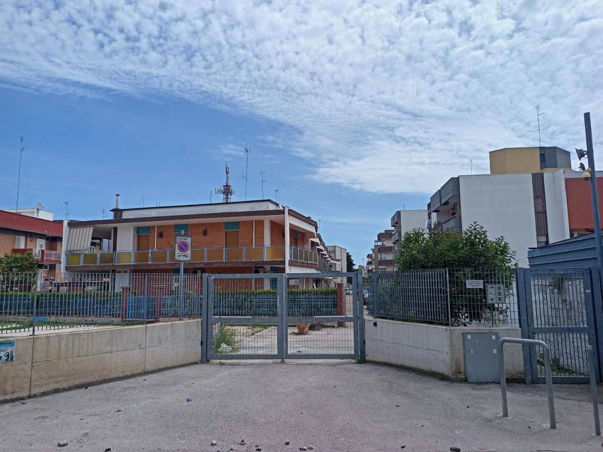 Divenere Carbonara - Locazione Turistica Appartement Bari Buitenkant foto
