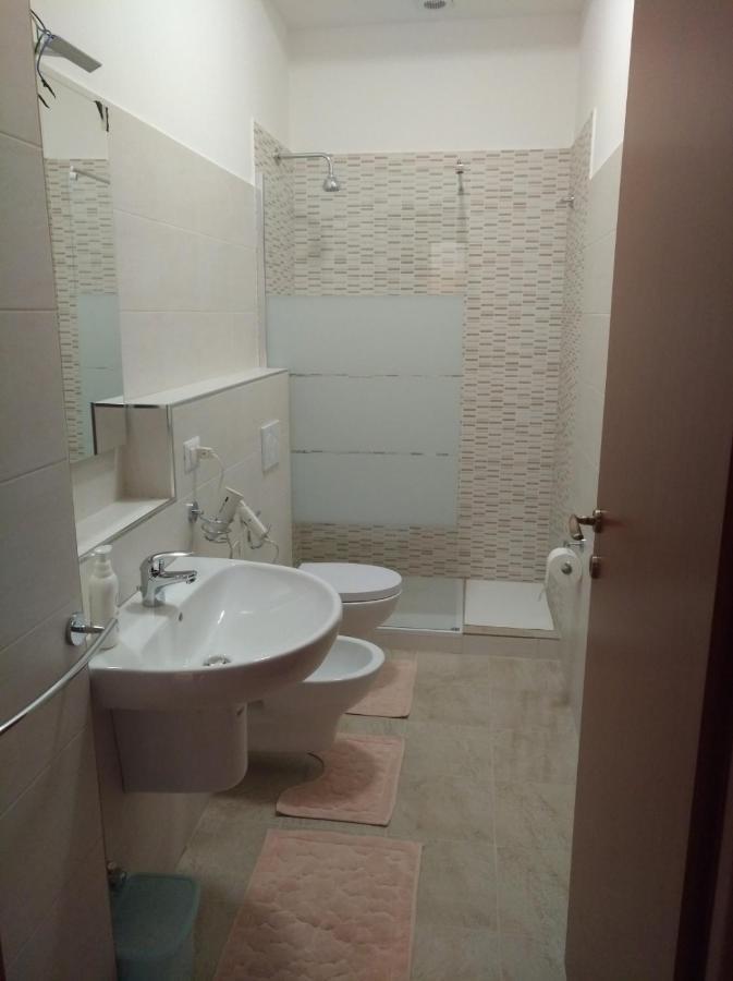 Divenere Carbonara - Locazione Turistica Appartement Bari Buitenkant foto