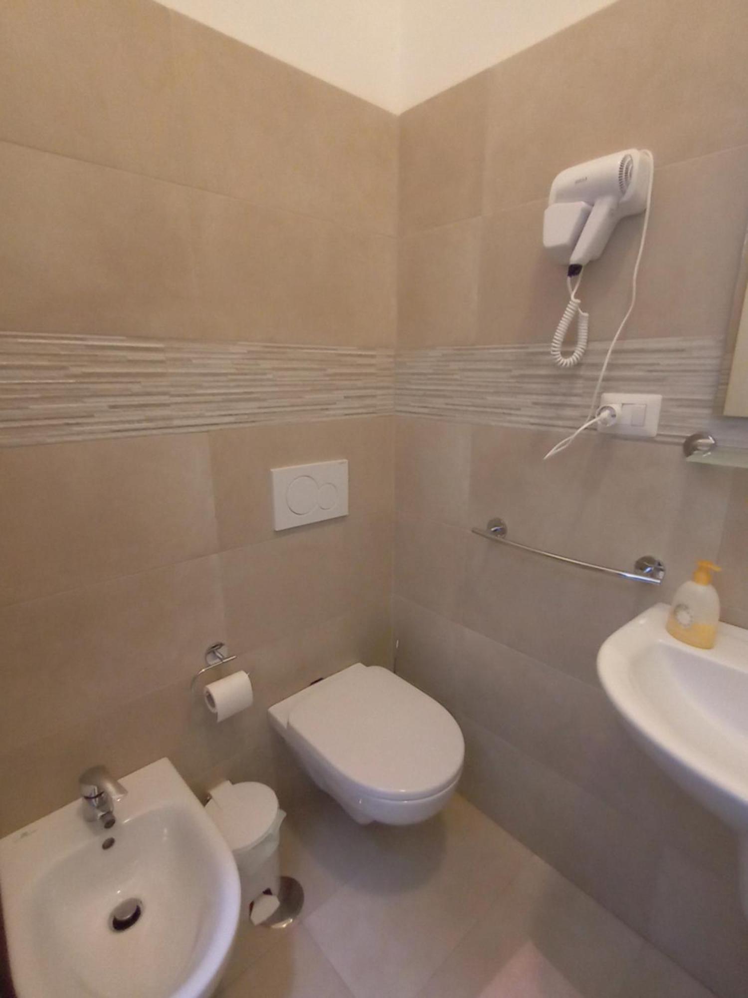 Divenere Carbonara - Locazione Turistica Appartement Bari Buitenkant foto